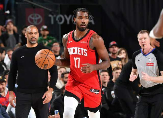 火箭季后赛前关键战伊森爆发 贾巴里伤退影响布