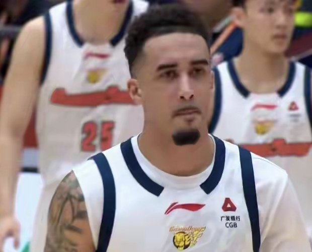 广东男篮调整外援阵容 麦考尔离队黄明依或租借