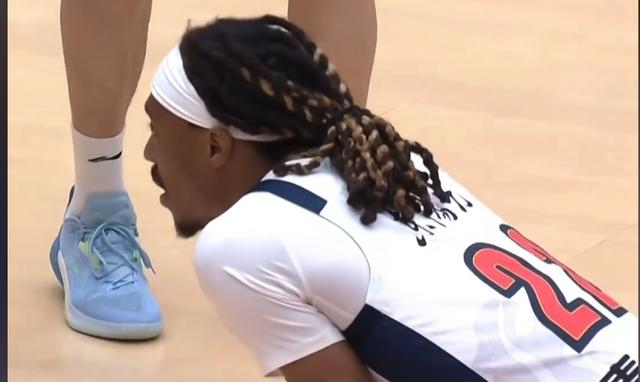 广东男篮调整外援阵容 麦考尔离队黄明依或租借