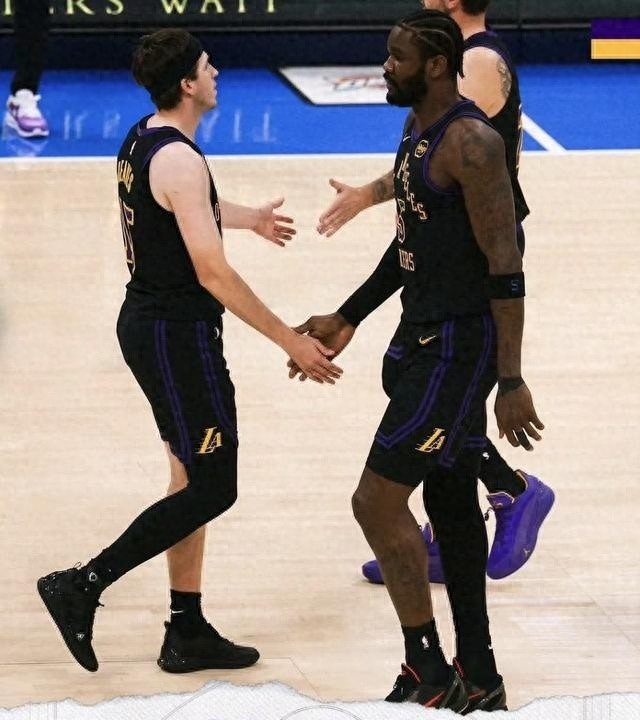 湖人惨败雷霆东契奇重伤冲击季后赛