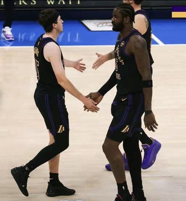 湖人惨败雷霆东契奇重伤冲击季后赛