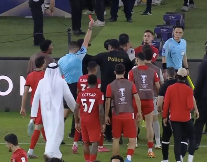 绝平球被吹掉 町田泽维亚险胜晋级决赛