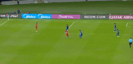 绝平球被吹掉 町田泽维亚险胜晋级决赛