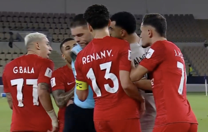 绝平球被吹掉 町田泽维亚险胜晋级决赛